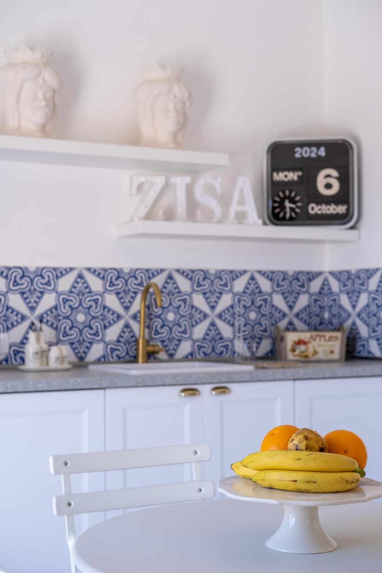 Zisa *